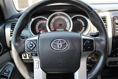 2015 Toyota Tacoma TRD Off-Road   - Photo 17 - Layton, UT 84041