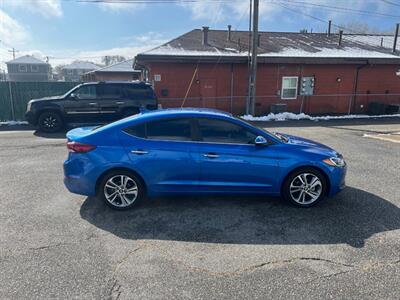 2017 Hyundai ELANTRA Limited   - Photo 6 - Layton, UT 84041