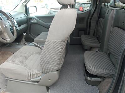 2012 Nissan Frontier SV V6 - Photo 13 - Layton, UT 84041