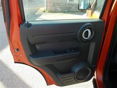 2007 Dodge Nitro SXT   - Photo 18 - Layton, UT 84041