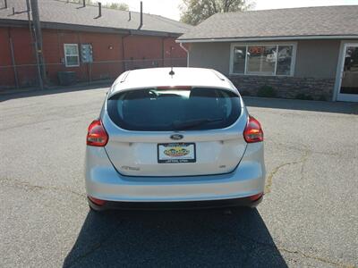 2017 Ford Focus SE   - Photo 4 - Layton, UT 84041