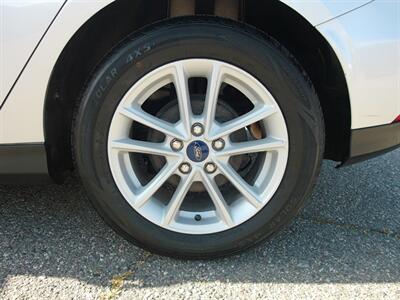 2017 Ford Focus SE   - Photo 13 - Layton, UT 84041