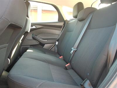 2017 Ford Focus SE   - Photo 21 - Layton, UT 84041