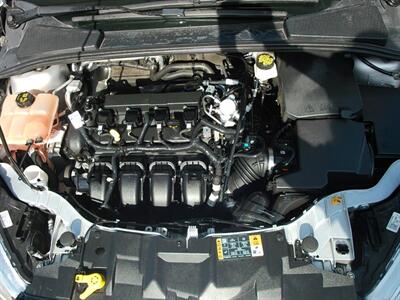 2017 Ford Focus SE   - Photo 11 - Layton, UT 84041