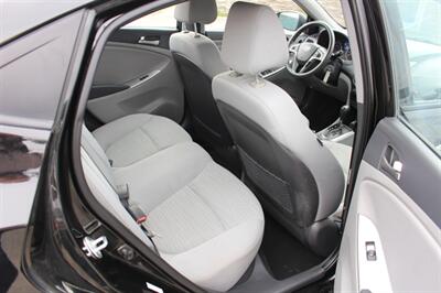 2015 Hyundai ACCENT GLS   - Photo 16 - Layton, UT 84041