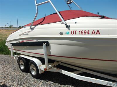2001 Rinker Captiva 232BR   - Photo 2 - Layton, UT 84041