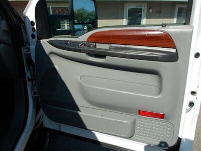 2006 Ford F-350 Super Duty Lariat   - Photo 24 - Layton, UT 84041