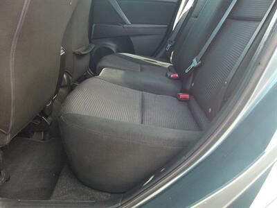 2013 Mazda Mazda3 i Sport   - Photo 24 - Layton, UT 84041