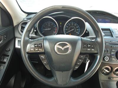 2013 Mazda Mazda3 i Sport   - Photo 20 - Layton, UT 84041