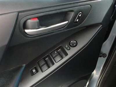 2013 Mazda Mazda3 i Sport   - Photo 15 - Layton, UT 84041