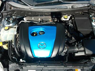 2013 Mazda Mazda3 i Sport   - Photo 10 - Layton, UT 84041