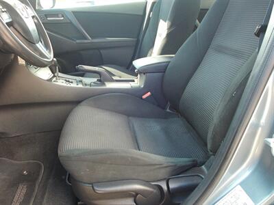 2013 Mazda Mazda3 i Sport   - Photo 17 - Layton, UT 84041