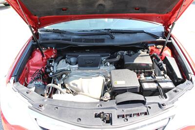 2014 Toyota Camry LE   - Photo 9 - Layton, UT 84041
