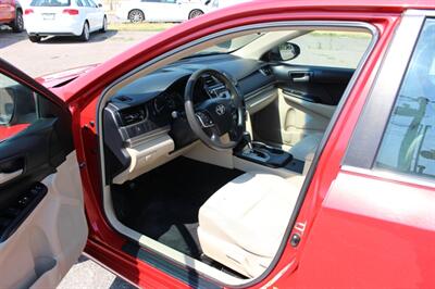 2014 Toyota Camry LE   - Photo 11 - Layton, UT 84041
