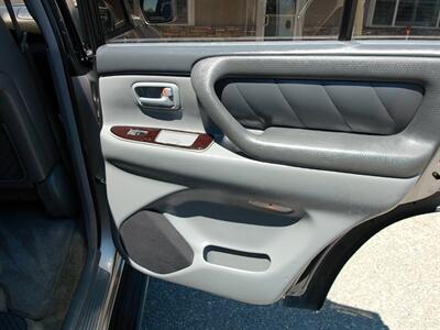 2001 Toyota Land Cruiser   - Photo 24 - Layton, UT 84041