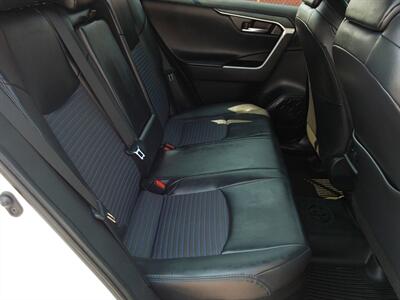 2020 Toyota RAV4 Hybrid XSE   - Photo 24 - Layton, UT 84041