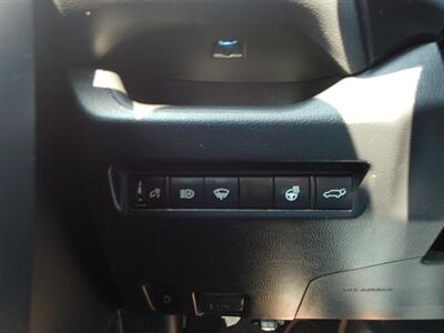2020 Toyota RAV4 Hybrid XSE   - Photo 17 - Layton, UT 84041