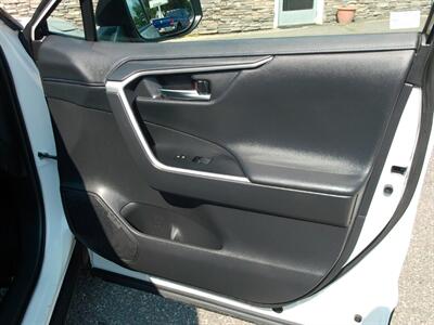 2020 Toyota RAV4 Hybrid XSE   - Photo 27 - Layton, UT 84041