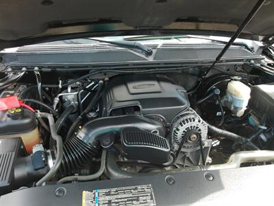 2011 GMC Yukon SLT   - Photo 10 - Layton, UT 84041