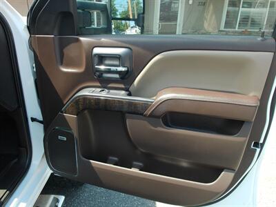 2015 GMC Sierra 2500HD Denali   - Photo 26 - Layton, UT 84041