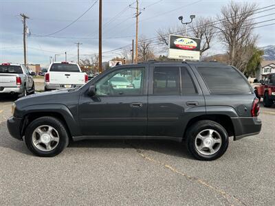 2007 Chevrolet TrailBlazer LS   - Photo 2 - Layton, UT 84041