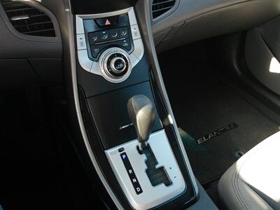 2012 Hyundai ELANTRA GLS   - Photo 15 - Layton, UT 84041
