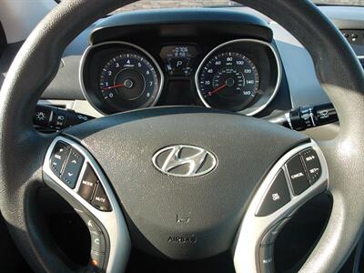 2012 Hyundai ELANTRA GLS   - Photo 13 - Layton, UT 84041