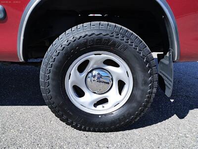 2000 Toyota Tundra SR5   - Photo 12 - Layton, UT 84041