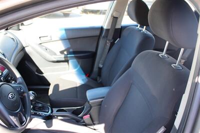 2012 Kia Forte EX   - Photo 10 - Layton, UT 84041