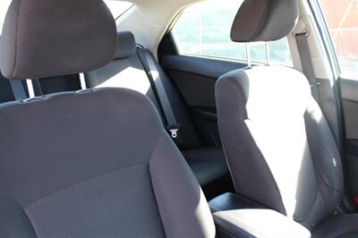 2012 Kia Forte EX   - Photo 18 - Layton, UT 84041