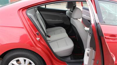 2017 Hyundai ELANTRA SE   - Photo 18 - Layton, UT 84041