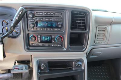 2005 Chevrolet Silverado 2500HD LT   - Photo 18 - Layton, UT 84041