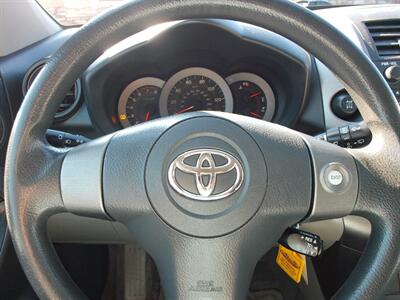2010 Toyota RAV4   - Photo 13 - Layton, UT 84041