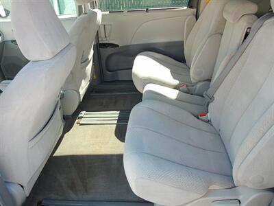 2013 Toyota Sienna LE 8-Passenger   - Photo 20 - Layton, UT 84041