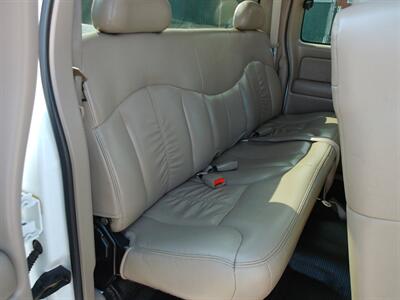 2001 GMC Sierra 2500HD SLT   - Photo 21 - Layton, UT 84041