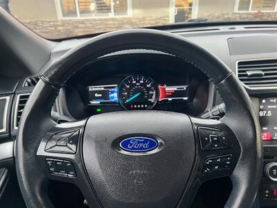 2017 Ford Explorer XLT   - Photo 13 - Layton, UT 84041