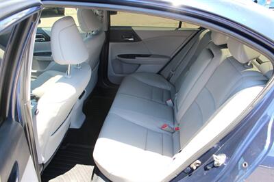 2017 Honda Accord EX-L V6   - Photo 16 - Layton, UT 84041