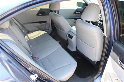 2017 Honda Accord EX-L V6   - Photo 17 - Layton, UT 84041