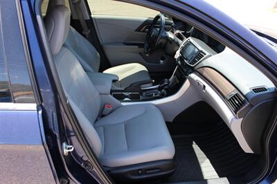 2017 Honda Accord EX-L V6   - Photo 20 - Layton, UT 84041