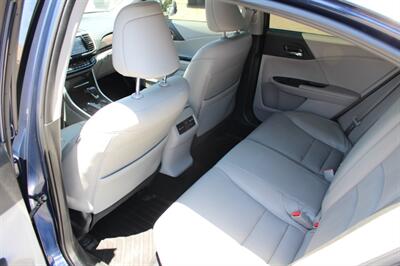 2017 Honda Accord EX-L V6   - Photo 15 - Layton, UT 84041