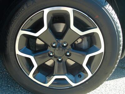 2014 Subaru XV Crosstrek 2.0i Limited - Photo 7 - Layton, UT 84041