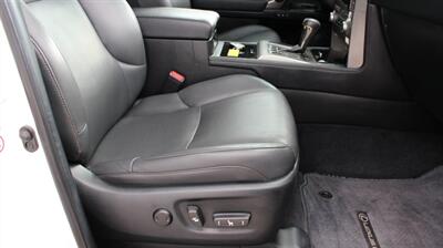 2016 Lexus GX 460   - Photo 30 - Layton, UT 84041