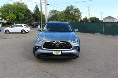 2023 Toyota Highlander LE   - Photo 8 - Layton, UT 84041