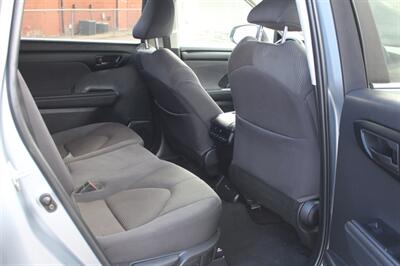 2023 Toyota Highlander LE   - Photo 18 - Layton, UT 84041