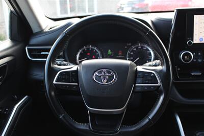 2023 Toyota Highlander LE   - Photo 26 - Layton, UT 84041