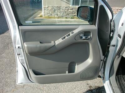 2013 Nissan Frontier SV   - Photo 18 - Layton, UT 84041