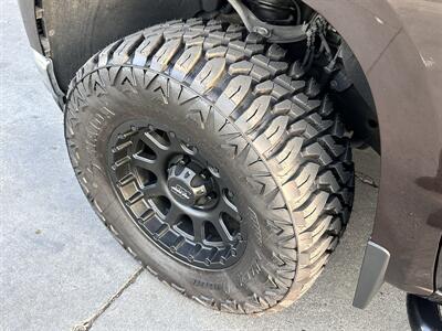 2019 Chevrolet Silverado 1500 LT   - Photo 12 - Vista, CA 92084