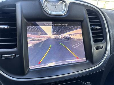 2016 Chrysler 300C   - Photo 10 - Vista, CA 92084