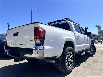2018 Toyota Tacoma SR5 V6 - Photo 2 - Vista, CA 92084