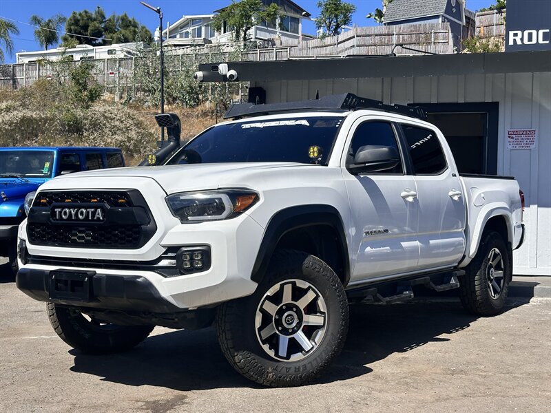 2018 Toyota Tacoma SR5 V6 - Photo 7 - Vista, CA 92084